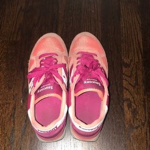 Saucony Shadow Pink size 9